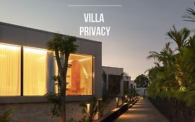 Hidden City Ubud - Modern Comfort & Relaxed Living Near Central Ubud And Green Fields